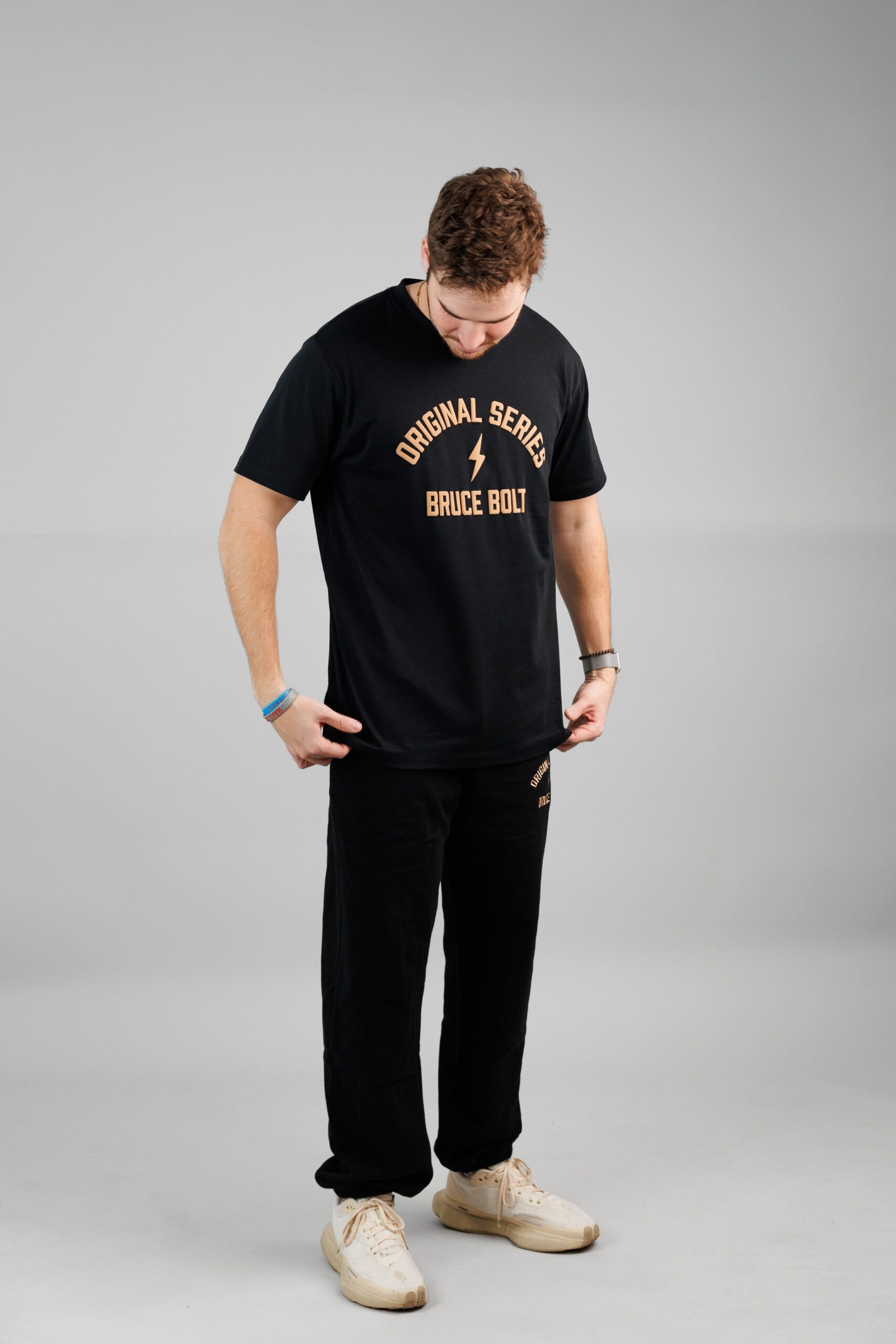 original-series-short-sleeve-shirt-black-original-series-short-sleeve-graphic-shirt-independent-237260-2.jpg